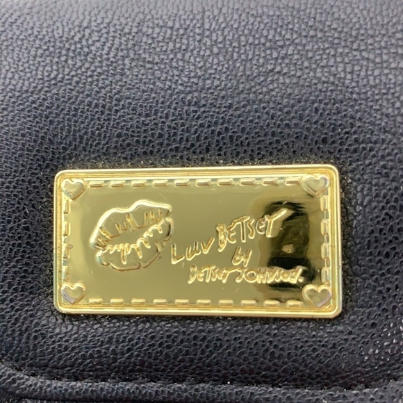 Betsey Johnson wallet on a strap in black - Picture 5 of 9